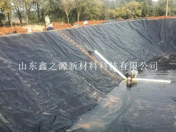 HDPE土工膜的施工細(xì)節(jié)部位該如何進(jìn)行處理？