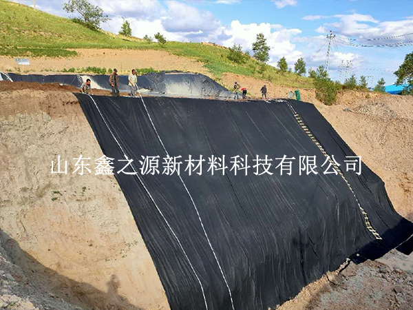 蓄水池防滲膜施工想省人工費(fèi)？這些方法超實(shí)用